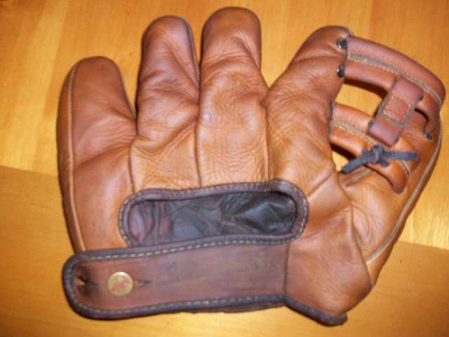 Ted Williams Wilson A2210 Back
